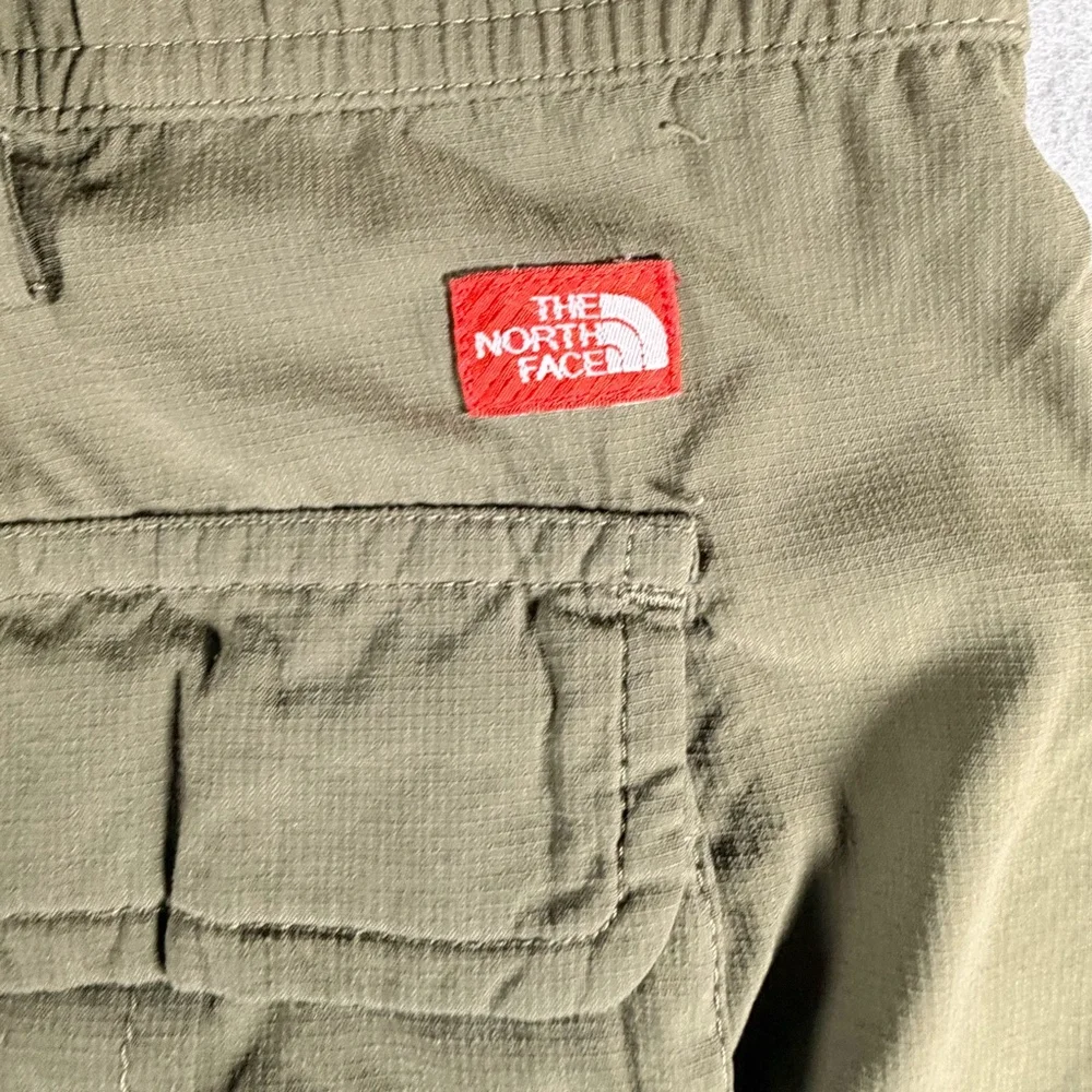 The North Face Men’s Convertible Cargo Pants Zip-Off Shorts Olive 36 Short